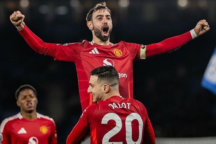 Bruno Fernandes tỏa sáng trong ngày MU đại thắng Leicester