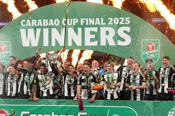 Newcastle vô địch Cúp Liên đoàn, giành danh hiệu quốc nội lớn đầu tiên sau 70 năm