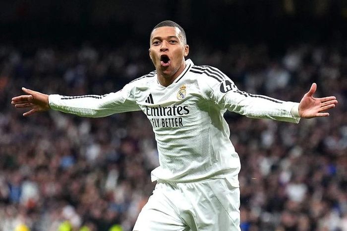 Mbappe phản hồi ý kiến nói PSG 'sẽ tốt hơn khi không có anh'