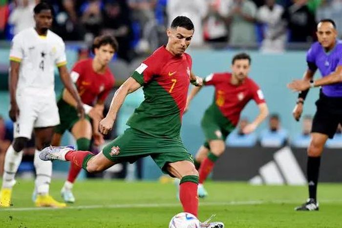 Ronaldo hướng tới danh hiệu vua phá lưới