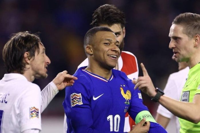 Modric 'nổi giận' với Mbappe