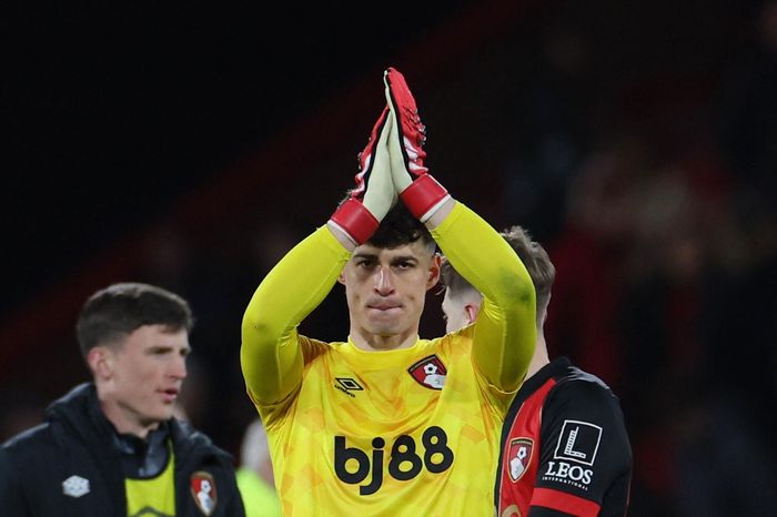 Chelsea nguy cơ lỗ nặng khi bán Kepa