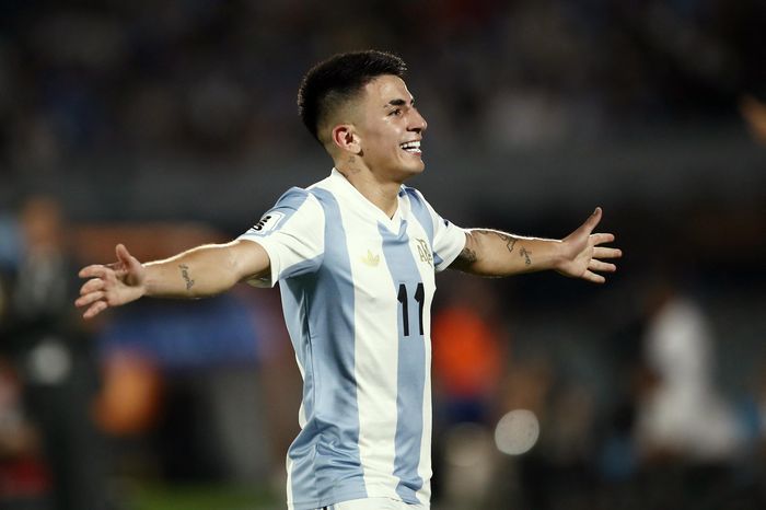 Không Messi, Argentina vẫn quá hay