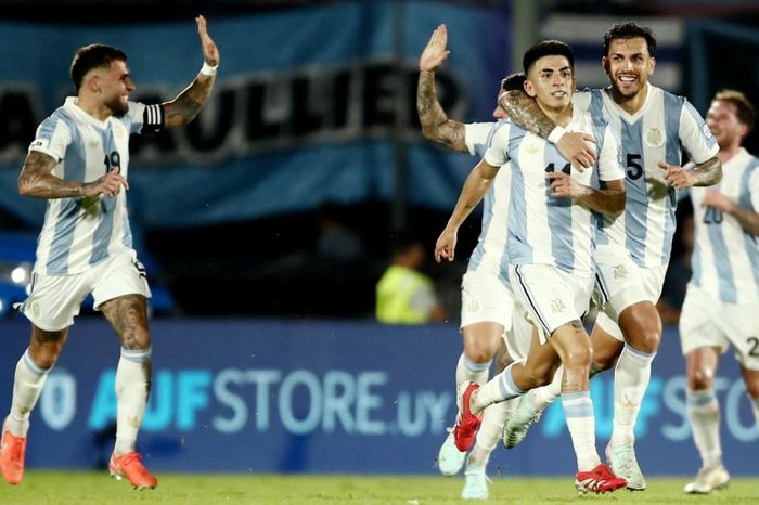 Bảng xếp hạng vòng loại World Cup khu vực Nam Mỹ: Argentina củng cố ngôi đầu