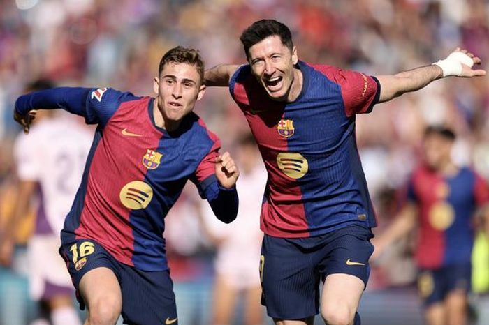 Lewandowski lập cú đúp, Barcelona bùng nổ trận cầu 5 bàn La Liga