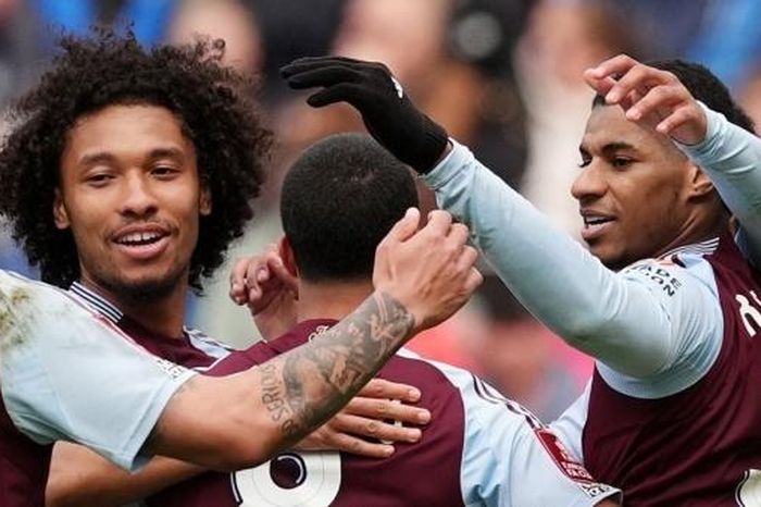 Bán kết FA Cup: Aston Villa gặp may