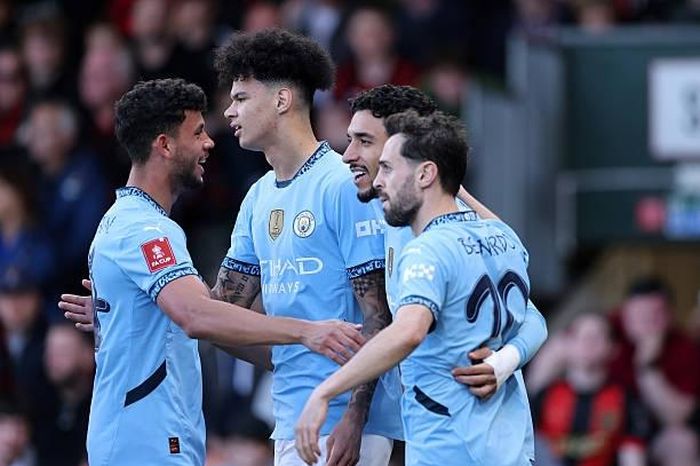 Bán kết FA Cup: Man City đối đầu thử thách lớn, Aston Villa rộng cửa vào chung kết
