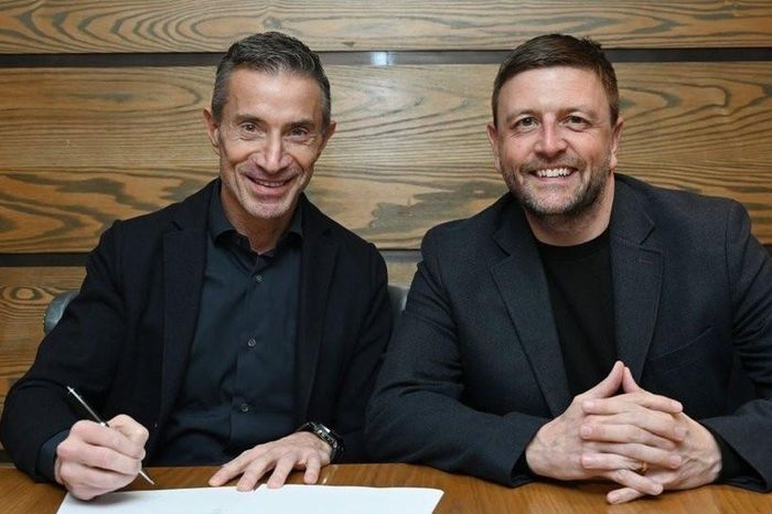 Arsenal có 'bom tấn' đầu tiên, chi đậm mua 2 ngôi sao