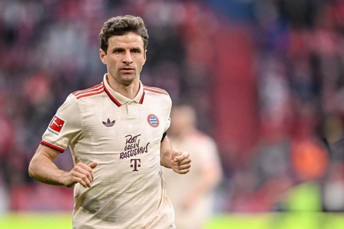 Thomas Muller rời Bayern Munich sau 17 năm
