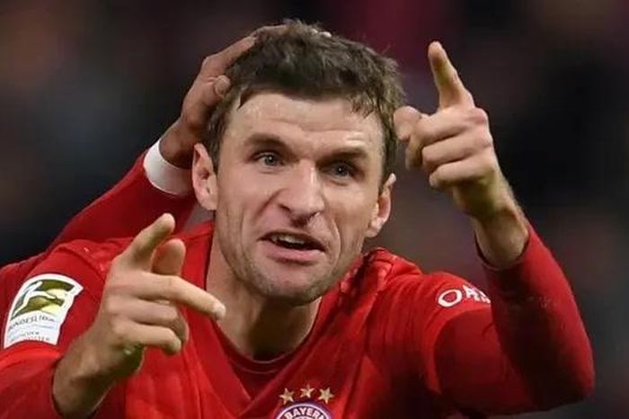 Thomas Muller chia tay Bayern Munich sau 17 năm