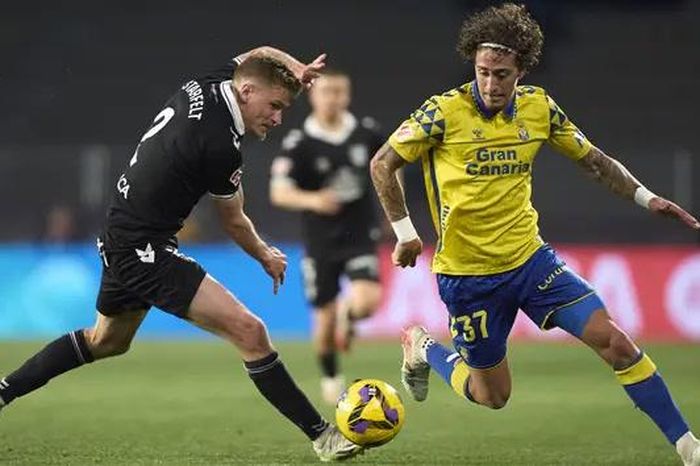 Las Palmas nỗ lực trong cuộc đua trụ hạng La Liga