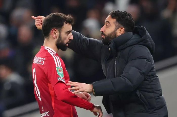 Amorim lên tiếng chốt tương lai của Bruno Fernandes tại MU