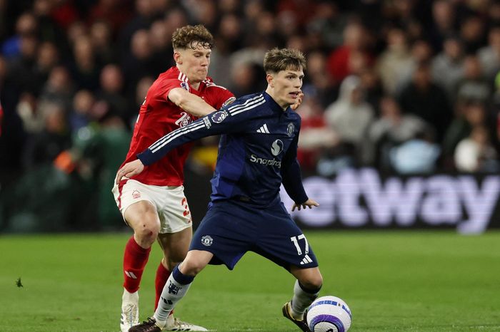 Manchester United lộ 'điểm mù' chuyển nhượng