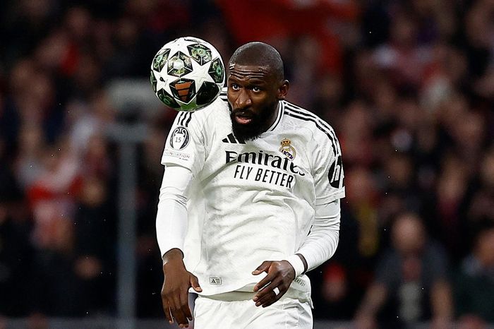 Rüdiger tái hiện hình ảnh 'Ramos 2.0'
