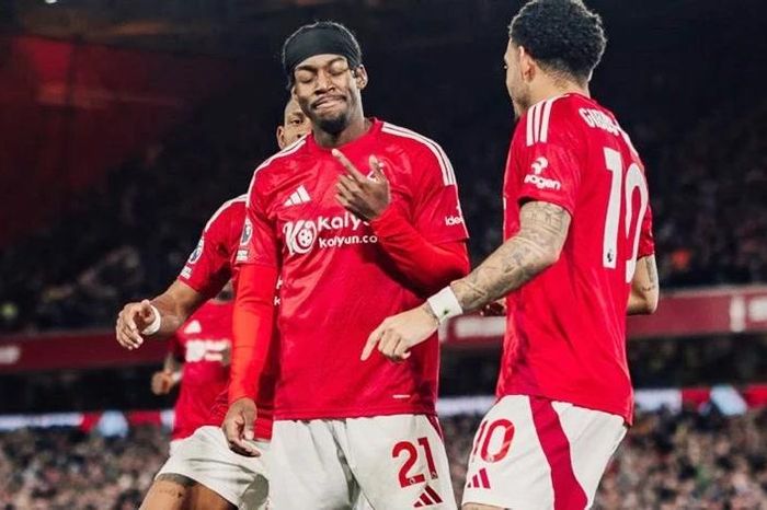 'Tài năng bị ruồng bỏ' Elanga nhấn chìm đội bóng cũ Man.United