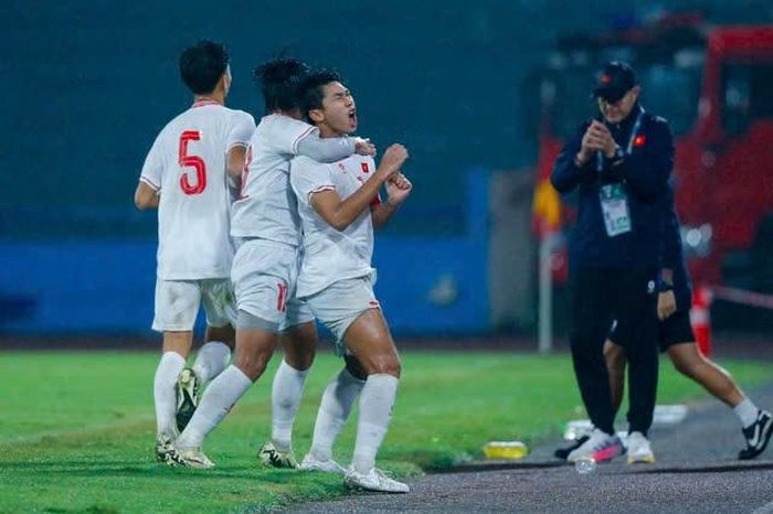 Sao U17 Việt Nam bất ngờ được AFC gọi tên trước giải tranh vé dự World Cup
