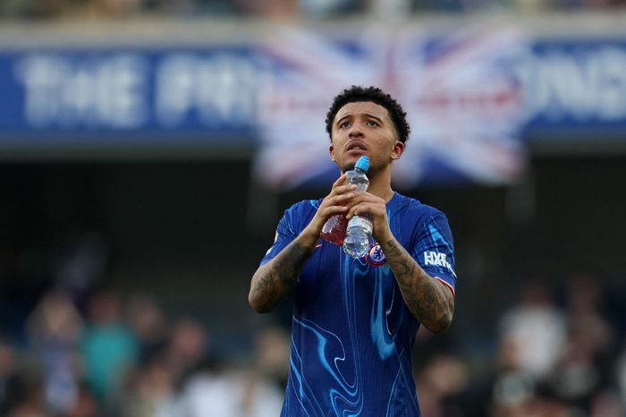 Sancho làm HLV Chelsea bẽ mặt