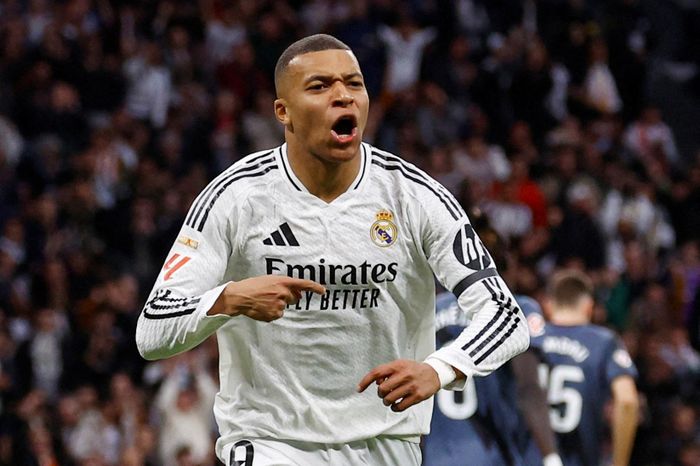 UEFA ra án phạt cho 4 sao Real Madrid