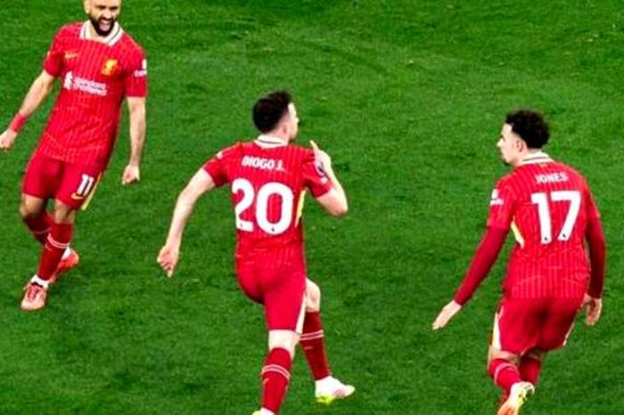 Lộ diện bóng dáng nhà vô địch Ngoại hạng Anh