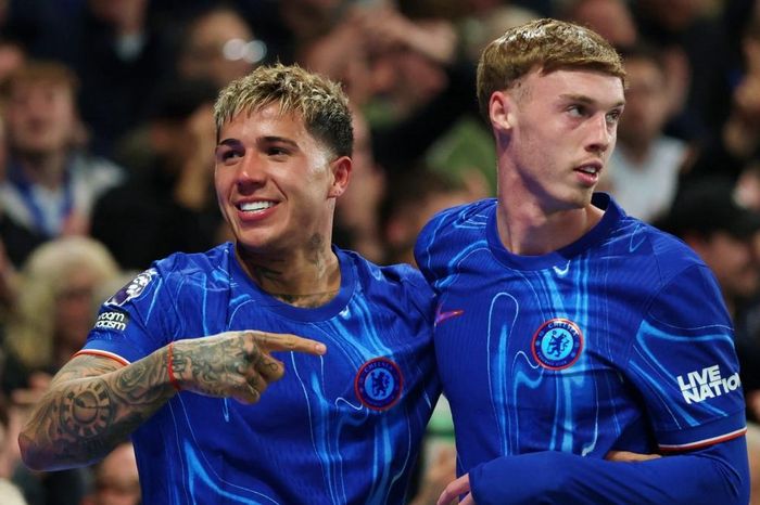 Kết quả bóng đá hôm nay 4/4: Thắng nhọc nhằn Tottenham, Chelsea trở lại top 4