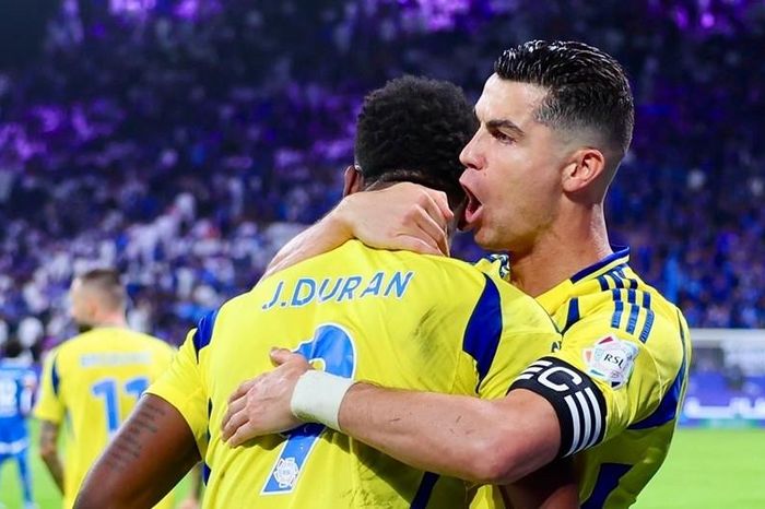 Ronaldo tỏa sáng rực rỡ, Al Nassr đả bại kình địch Al Hilal