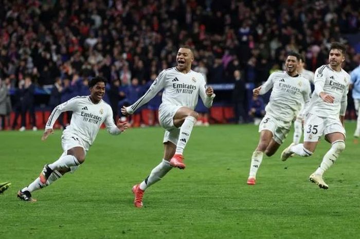 Mbappe nằm trong số ba cầu thủ Real Madrid bị UEFA phạt