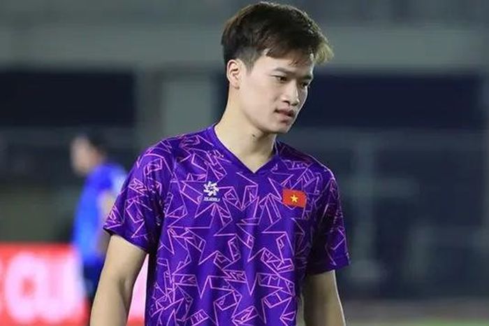 Tiền vệ Hoàng Đức nhận lời mời từ Man City