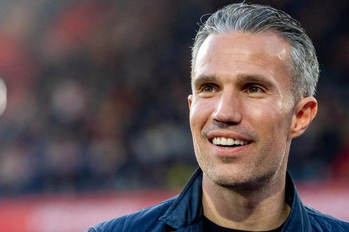 Van Persie đảo ngược tình thế
