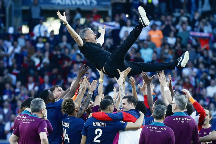 Tin thể thao (6-4): Real Madrid thua sốc, PSG vô địch sớm