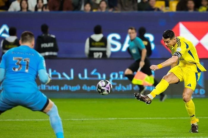 Ronaldo sắp sở hữu đội bóng La Liga?