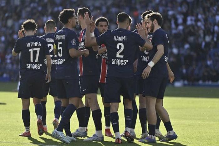Thắng Angers, PSG giành chức vô địch Ligue 1 sớm 6 vòng đấu