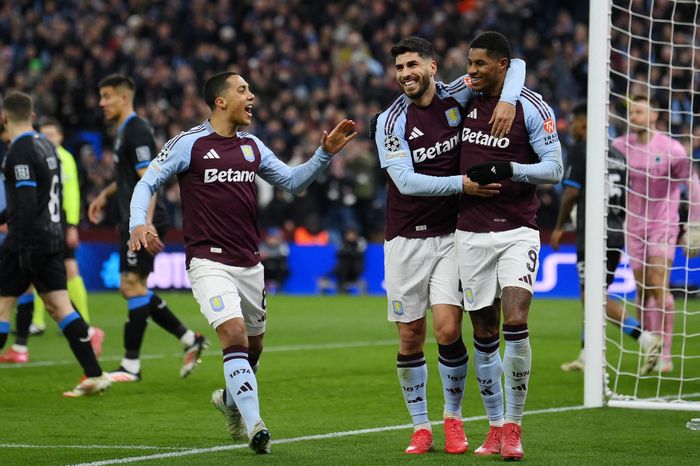 Đỉnh cao của Aston Villa