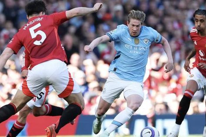 Chia điểm derby không bàn thắng, thành Manchester tiếc nuối
