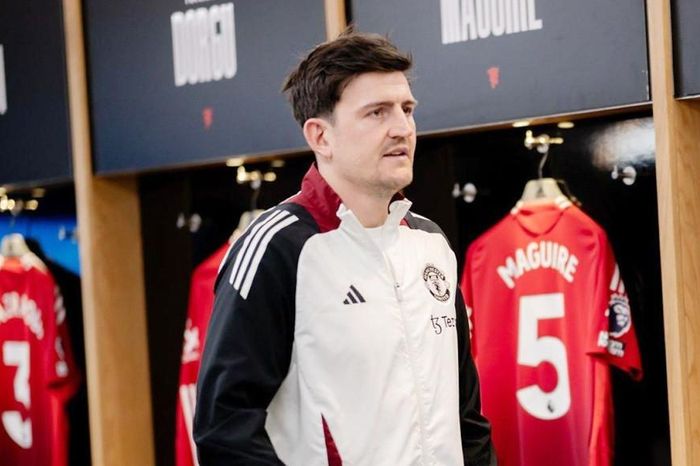 Ruben Amorim nói điều bất ngờ khi rút Maguire ra sớm