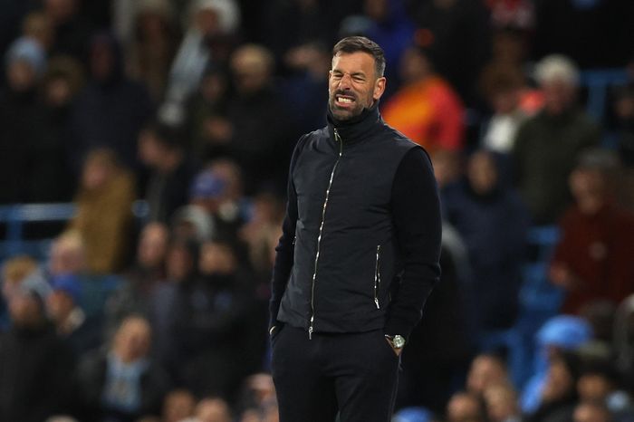 Van Nistelrooy muốn tháo chạy khỏi Leicester