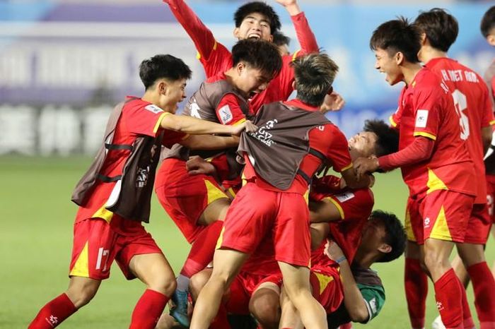 U17 Việt Nam cầm hòa siêu kịch tính với U17 Nhật Bản vào phút chót