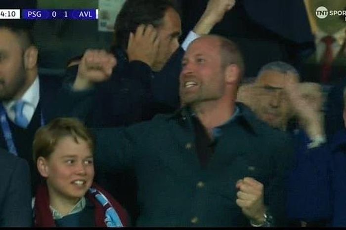 Aston Villa thua ngược PSG ở Champions League