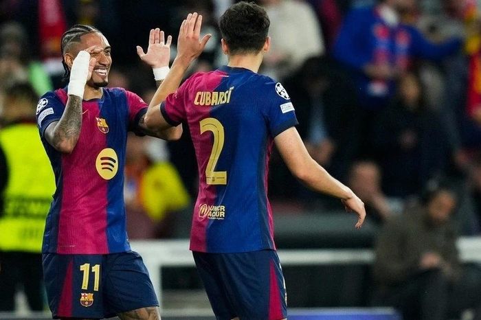 Đè bẹp Dortmund ở Champions League, Barcelona hướng tới cú ăn 4