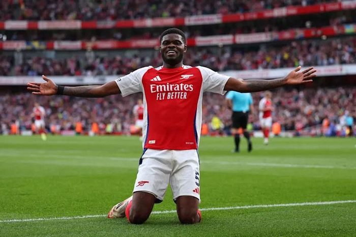 Arsenal lo sốt vó với 'cơn bão chấn thương' trước đại chiến Real Madrid tại Champions League