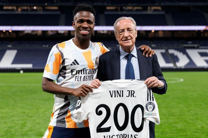 Real Madrid thắng nghẹt thở, Ancelotti tán thưởng Vinicius