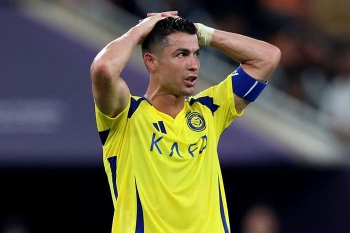 Ronaldo tan mộng vô địch châu Á