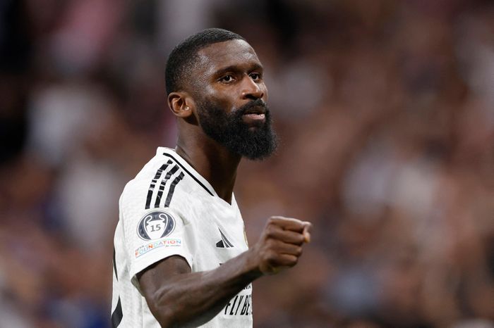 Gundogan: 'Rudiger hung hăng, thích khiêu khích'