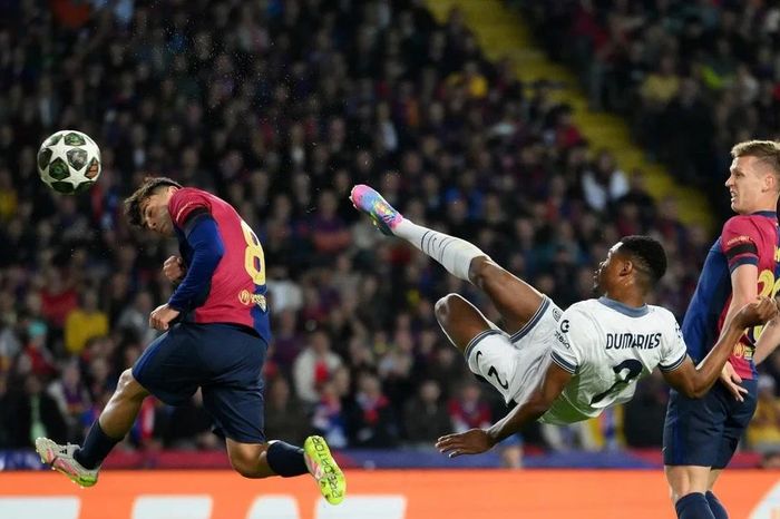 Barcelona và Inter Milan tạo ra 'đêm thần thánh' ở bán kết Champions League
