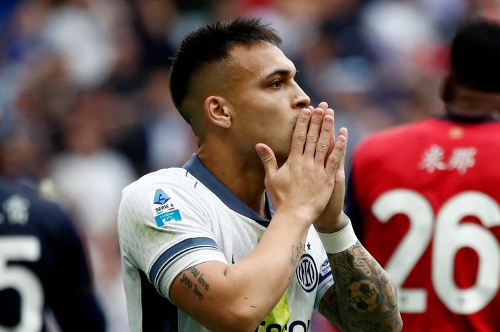 Inter gặp bất lợi trước ngày tái đấu Barcelona