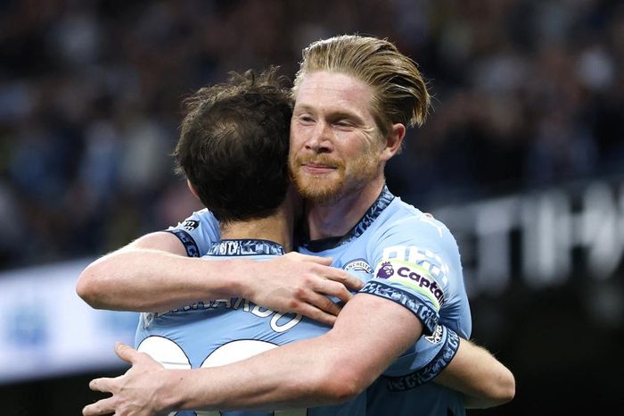 Kết quả vòng 35 Ngoại hạng Anh 2024/2025: Man City nhọc nhằn đánh bại Wolves