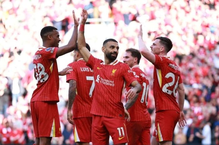 Chelsea vs Liverpool: Chào đón tân vương Premier League