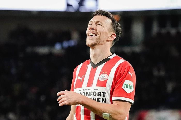 Perisic lại gây kinh ngạc