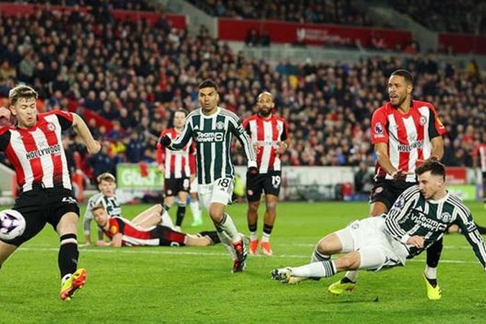Soi tỉ số trận Brentford - Manchester United: Sức mạnh của Bầy ong