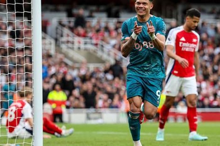 Phơi bày lỗ hổng chiến thuật, Arsenal bị Bournemouth lội ngược dòng