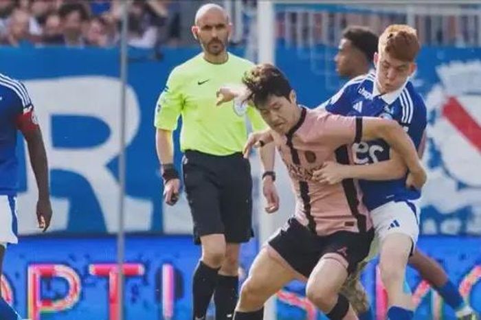 PSG và Arsenal cùng nhận thất bại trước ngày tái đấu